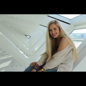 Meet your Posher, Emma